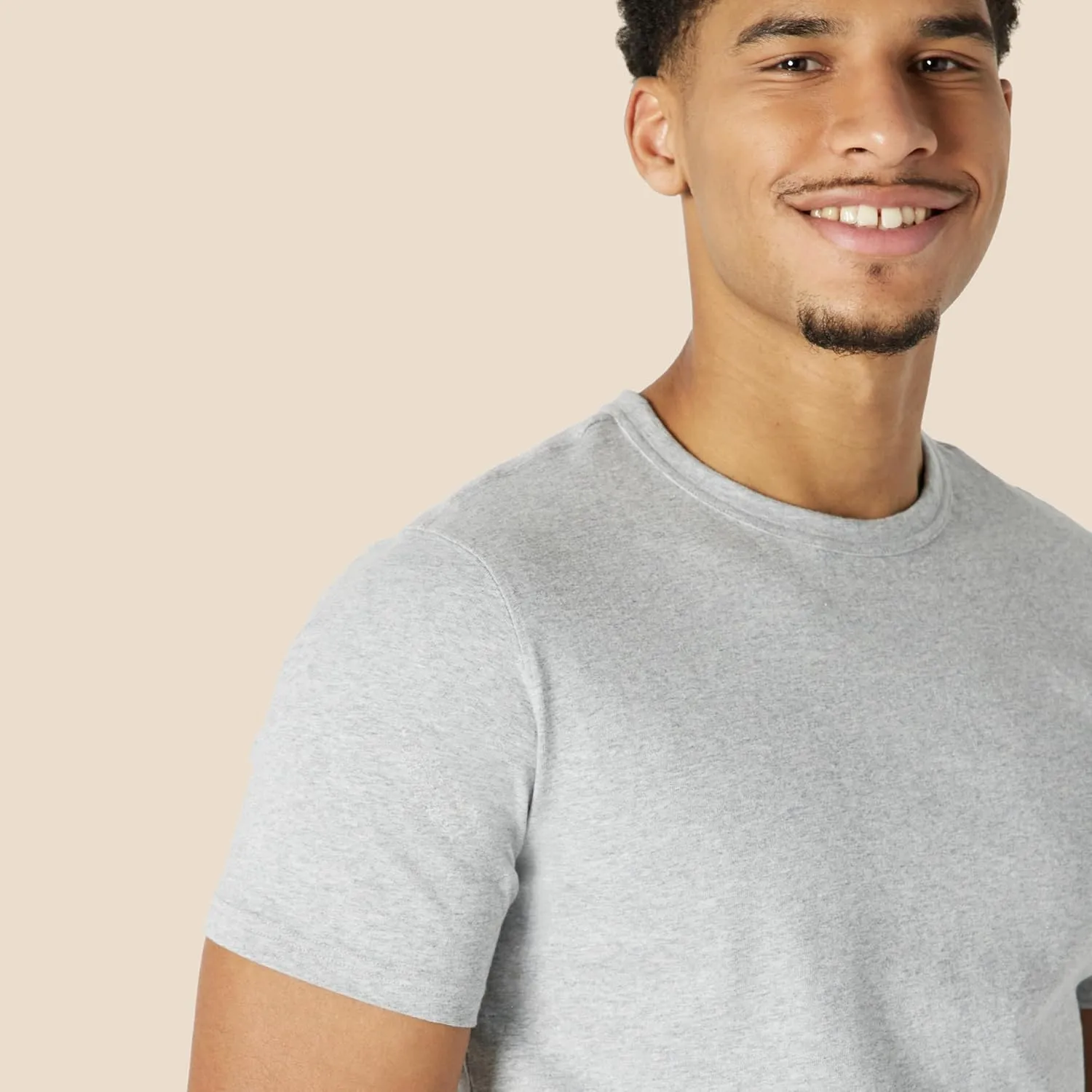 Amazon Essentials Men's Relaxed-Fit Heavyweight Cotton T-Shirt