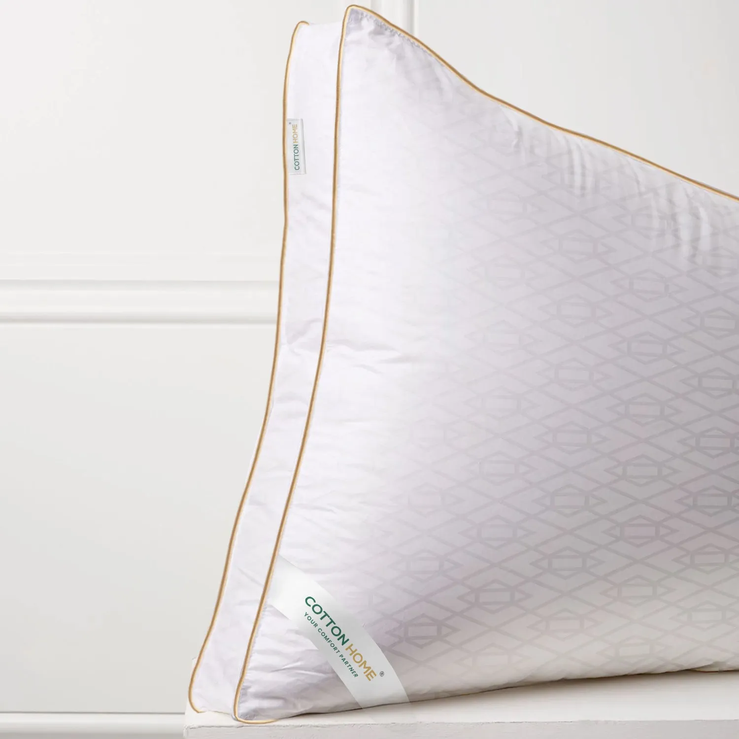 Royal Angler High Quality Geometric Design Ultra Soft Premium Cotton Dobby Jacquard  Gusset Pillow 50x75cm  5cm White
